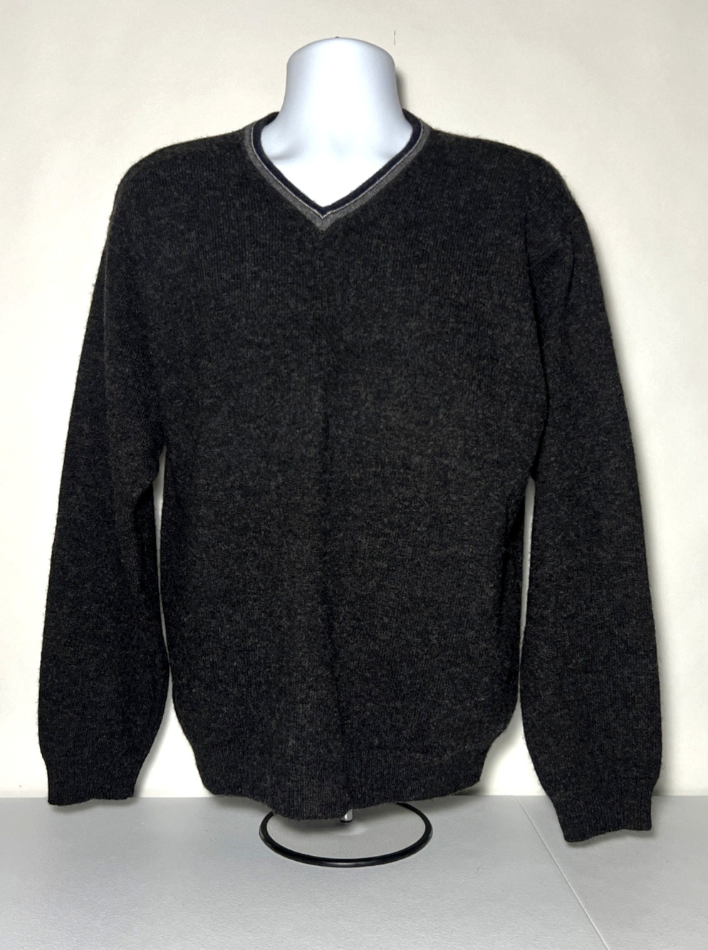 VTG 90s J Crew 100% Lambswool V-Neck Sweater Charcoal Size L Made In Hong Kong